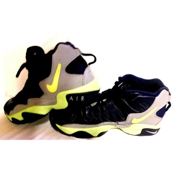 Nike Air Max Slant RARE Size 6.5 Y Dark Grey/Volt- - Picture 6 of 9